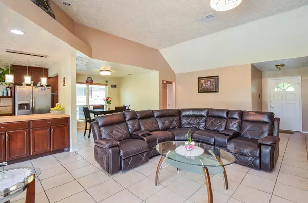 Pasadena, TX 77505,4318 Glen Avon DR