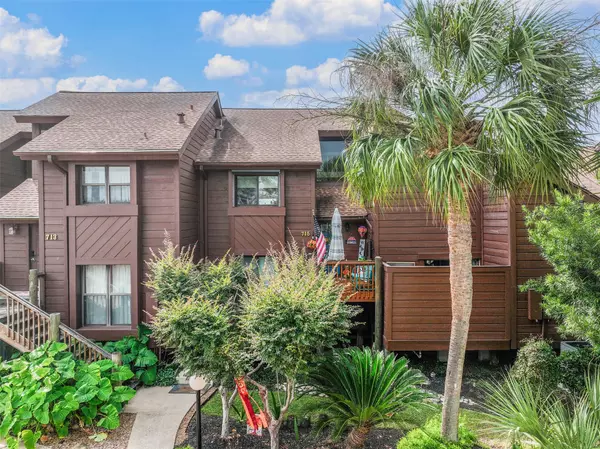 League City, TX 77573,715 Davis RD