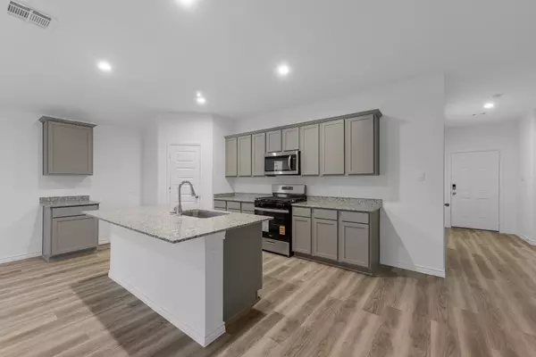 Orange, TX 77632,3365 Mallard Lake