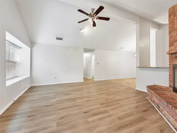 San Antonio, TX 78245,2431 Muddy Peak DR