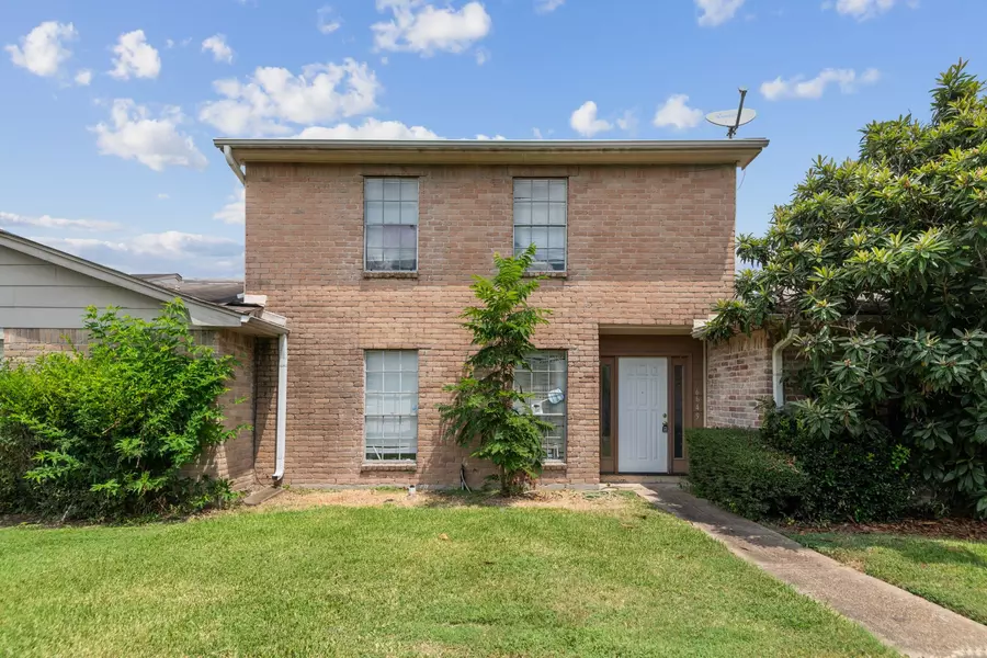 6649 Westwick DR, Houston, TX 77072