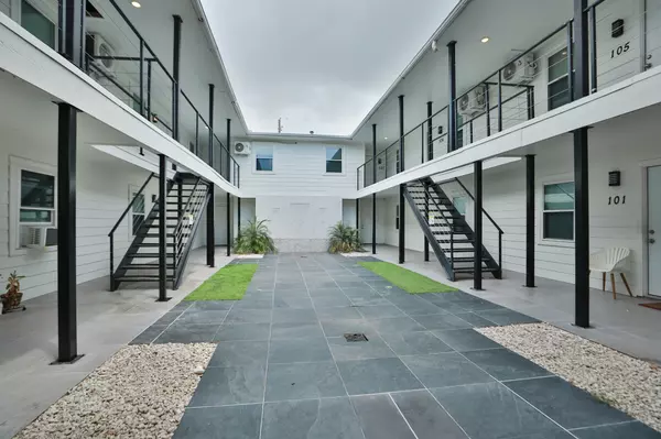 Galveston, TX 77550,712 Ball St