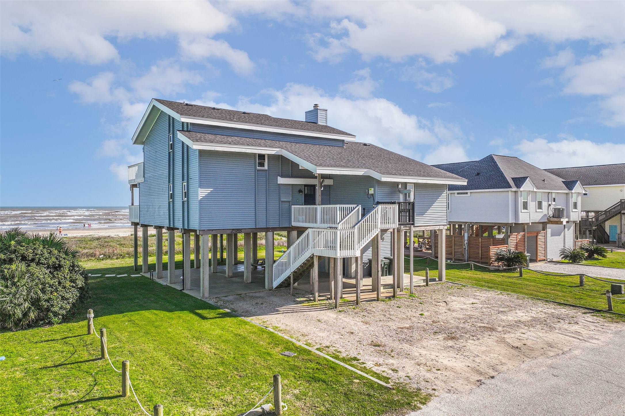 23155 & 23156 Gulf DR, Galveston, TX 77554