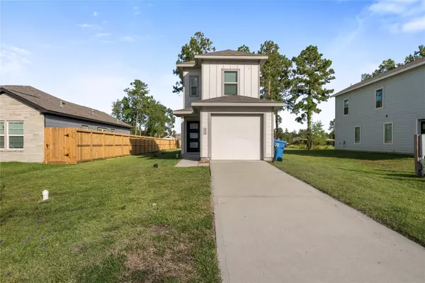 Cleveland, TX 77327,1044 Road 5203
