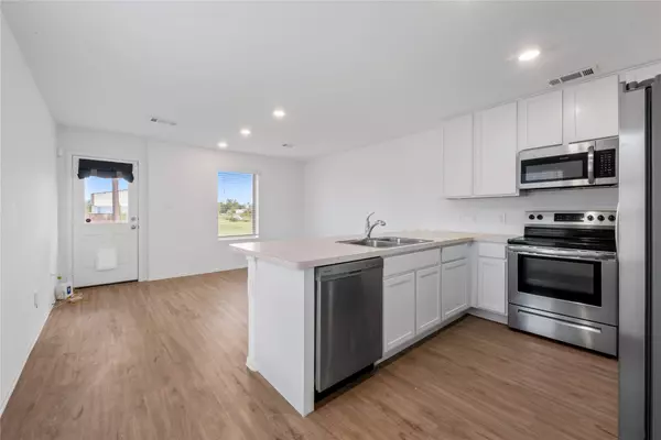 1044 Road 5203, Cleveland, TX 77327