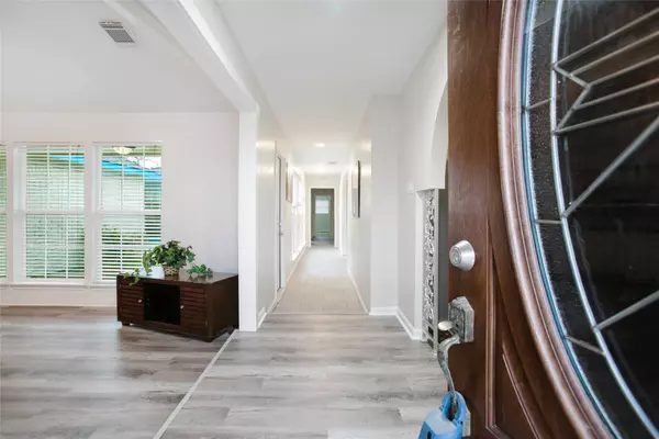 Houston, TX 77096,6210 Sanford RD