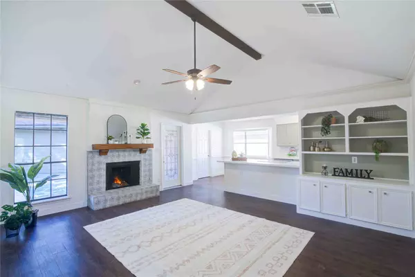 Lake Jackson, TX 77566,223 Banyan ST