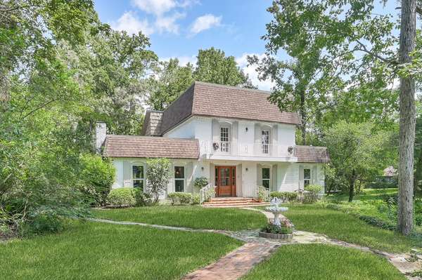 493 Monticello PARK, Conroe, TX 77302
