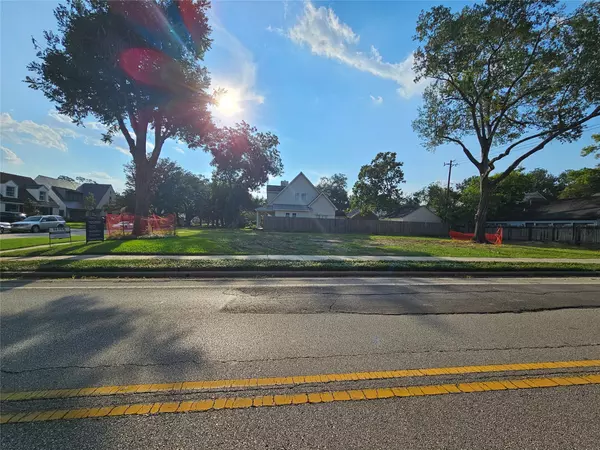 Houston, TX 77030,2400 Swift BLVD