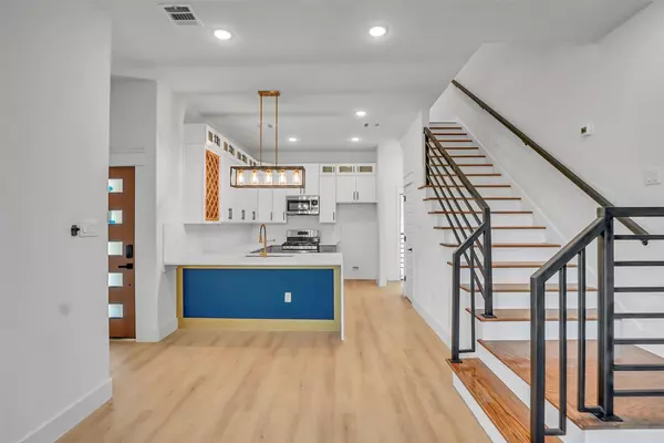 Houston, TX 77033,4835 Paula street ST