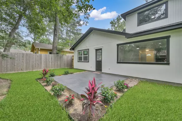 37 E White Willow CIR,  The Woodlands,  TX 77381