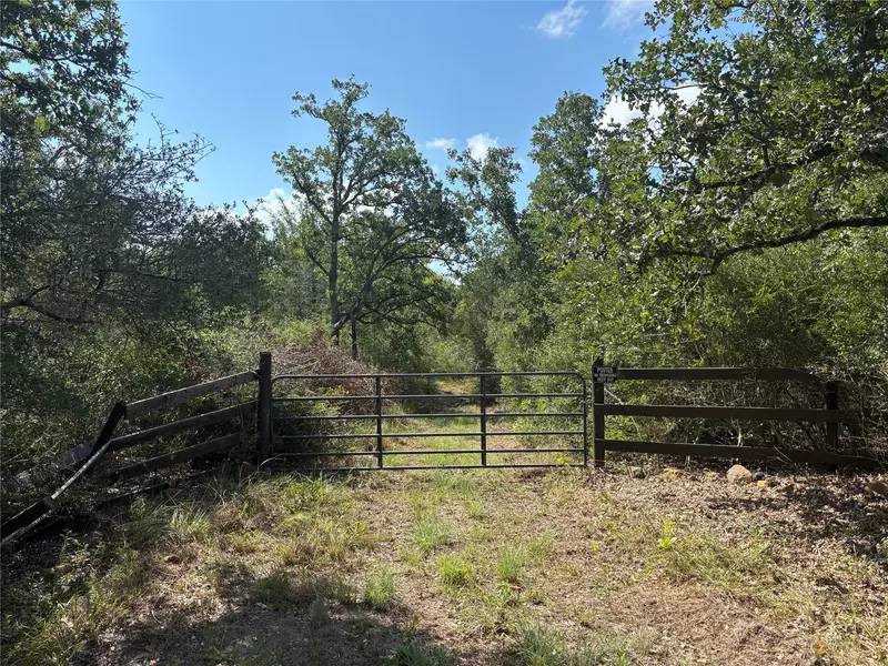 Lot 188 & 189 Burr Oak Ln, Somerville, TX 77879