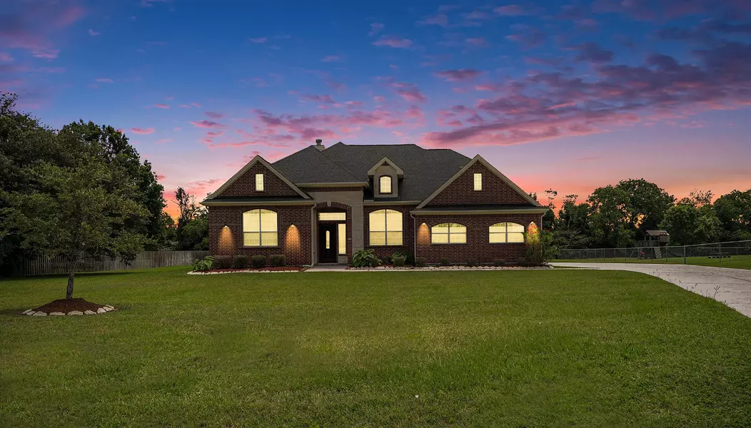 3702 Madison AVE, Beach City, TX 77523