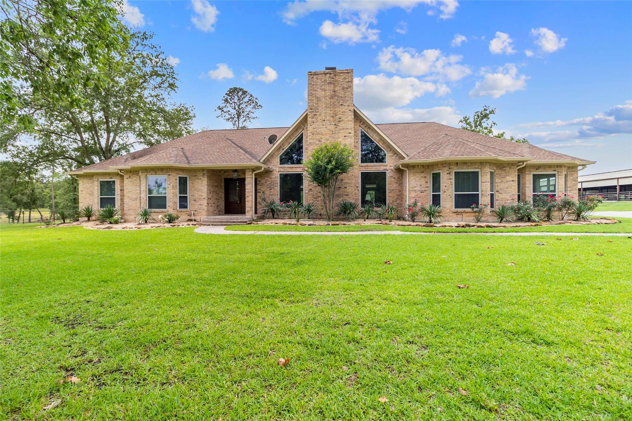 1B Haynes RD, Huntsville, TX 77320
