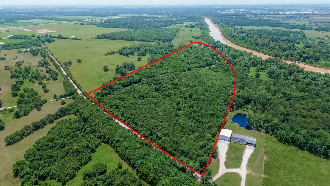 1007 Evans RD, Rosenberg, TX 77471