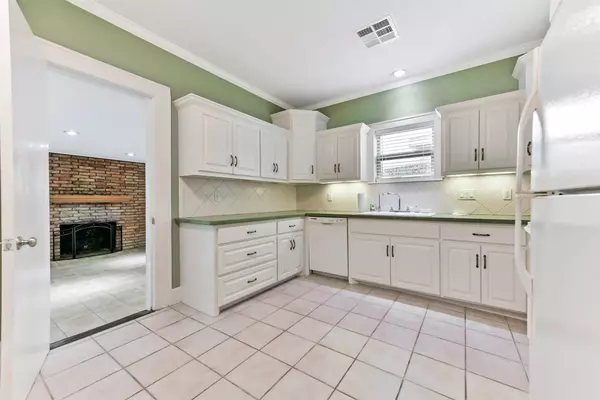 Galveston, TX 77551,4701 Avenue N 1/2