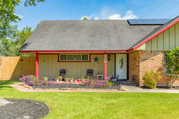 Angleton, TX 77515,900 W Mulberry ST