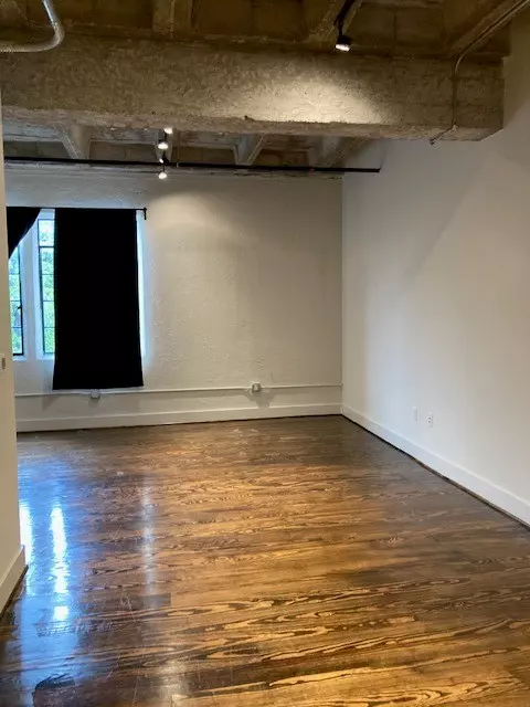 Houston, TX 77023,4411 Dallas ST #9