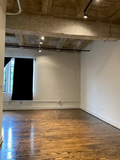 Houston, TX 77023,4411 Dallas ST #9