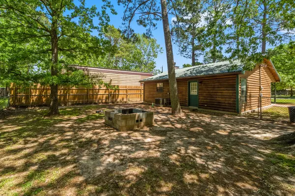 Point Blank, TX 77364,235 St Thomas DR