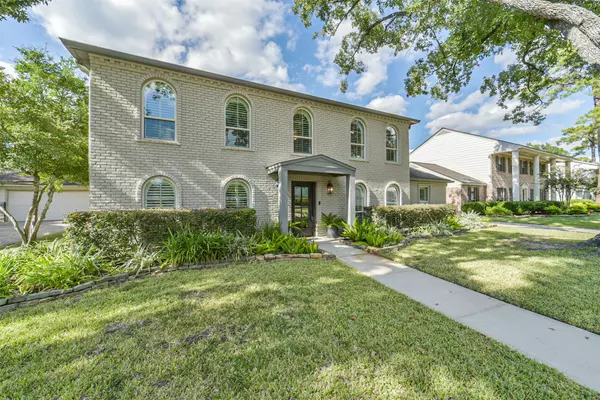 415 Bayou Knoll DR, Houston, TX 77079