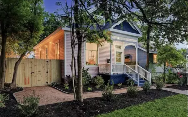 3617 Avenue Q 1/2, Galveston, TX 77550