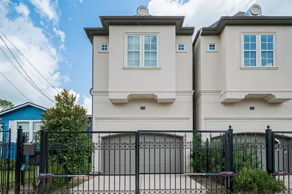 1035 E 28th ST, Houston, TX 77009
