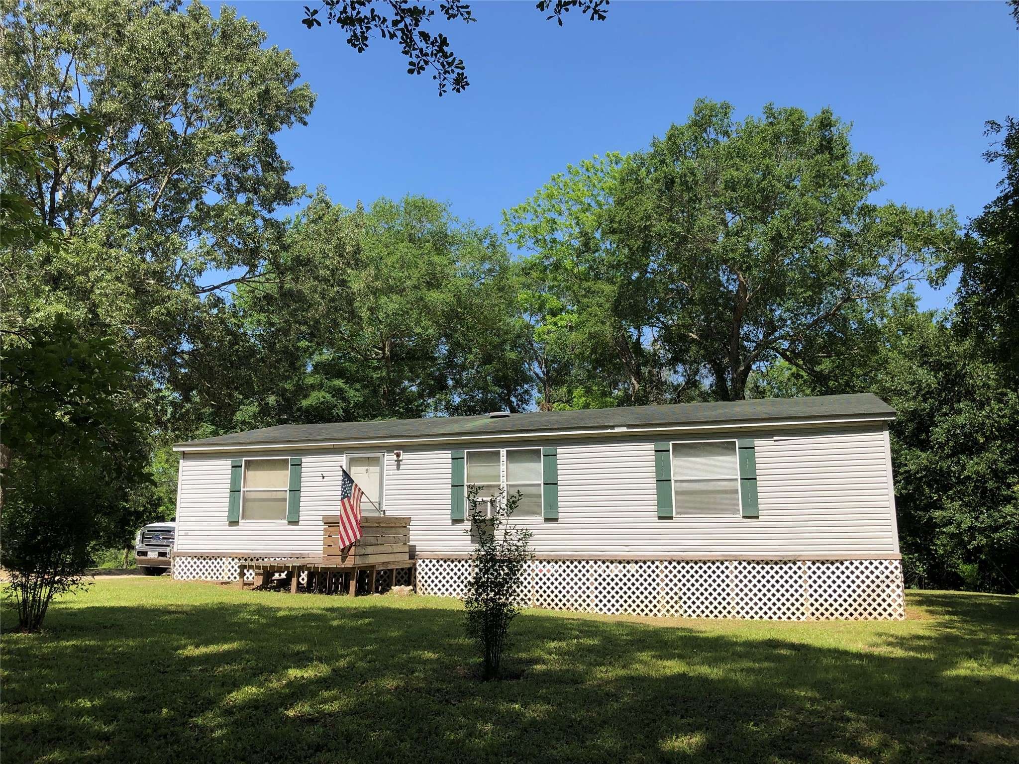Liberty, TX 77575,615 Wallisville RD