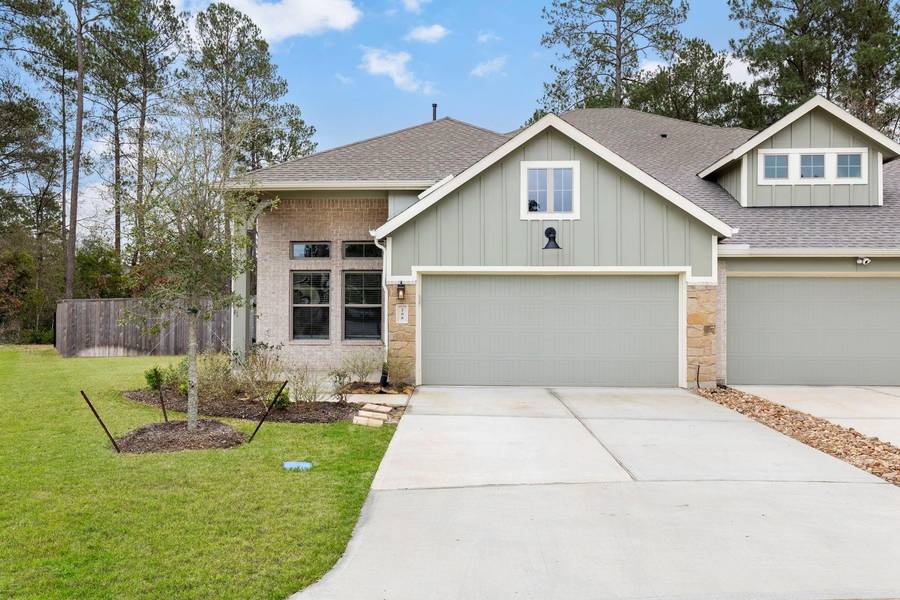 208 S Spotted Fern DR, Montgomery, TX 77316