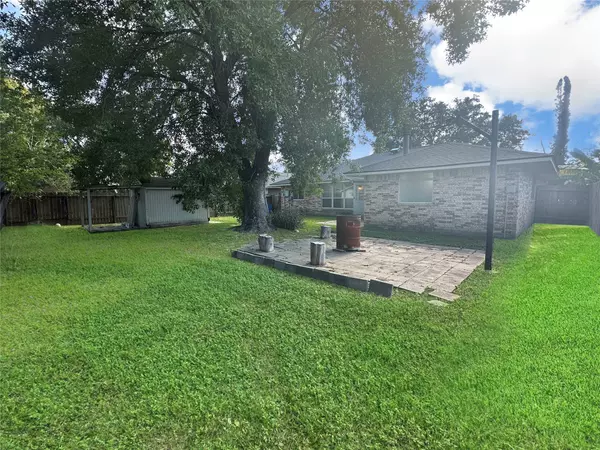 Houston, TX 77040,7838 Yellow Pine DR