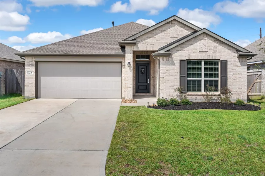 323 Jewett Meadow DR, Magnolia, TX 77354