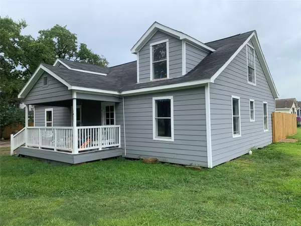 Houston, TX 77015,1411 W Miles ST