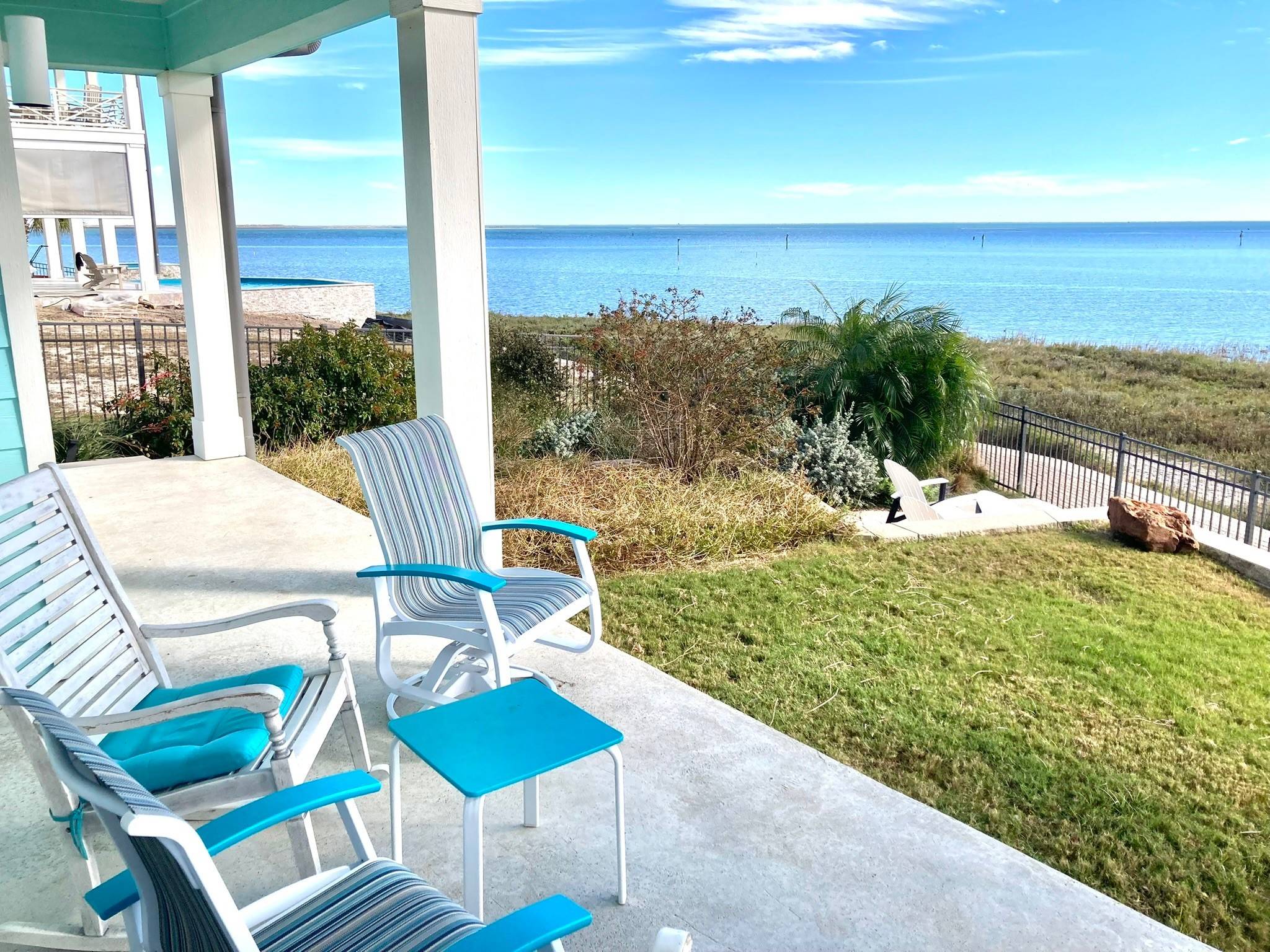 276 Reserve LN, Rockport, TX 78382