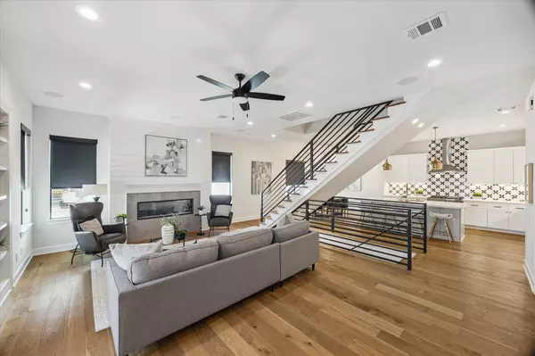 824 Wakefield DR #A, Houston, TX 77018