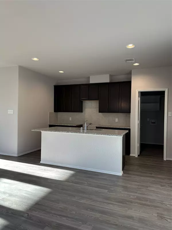 South Houston, TX 77053,15502 Bollardpoint LN