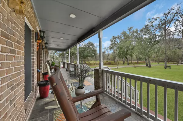 16423 County Road 528, Rosharon, TX 77583