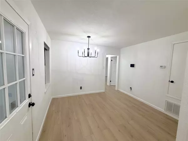 Alvin, TX 77511,716 Circle WAY