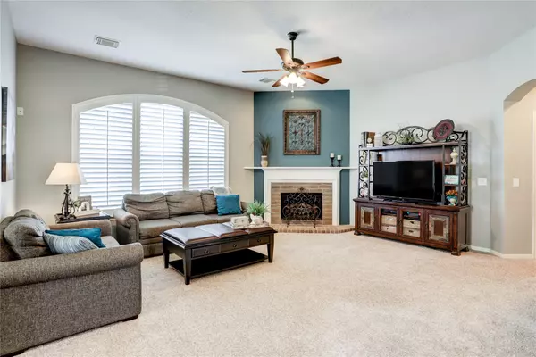 Sugar Land, TX 77479,603 DEER HOLLOW DRIVE