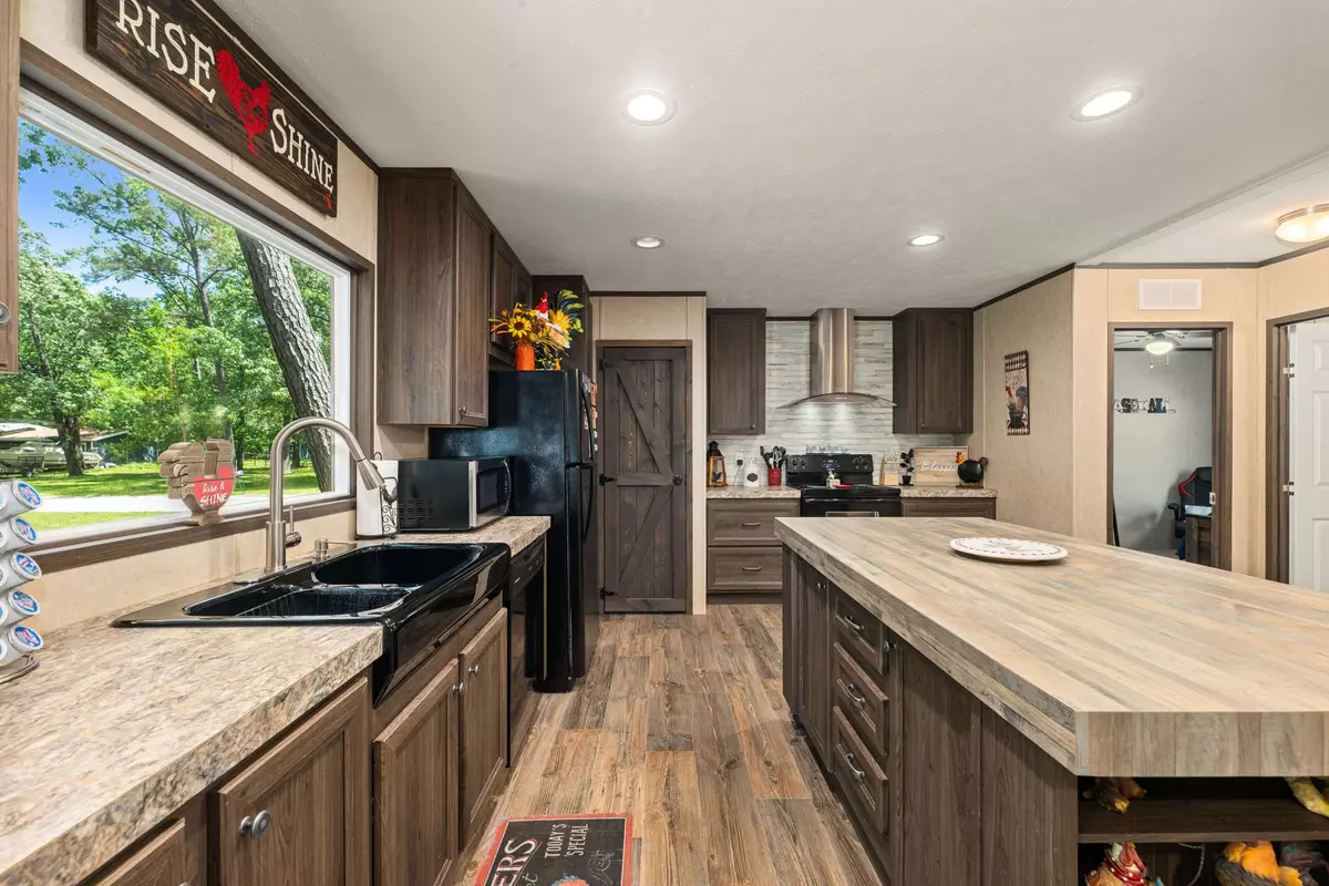 Livingston, TX 77351,130 Lexington