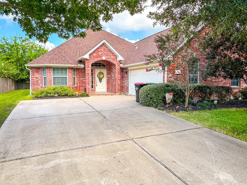 50 Cloverdale CT, Montgomery, TX 77356