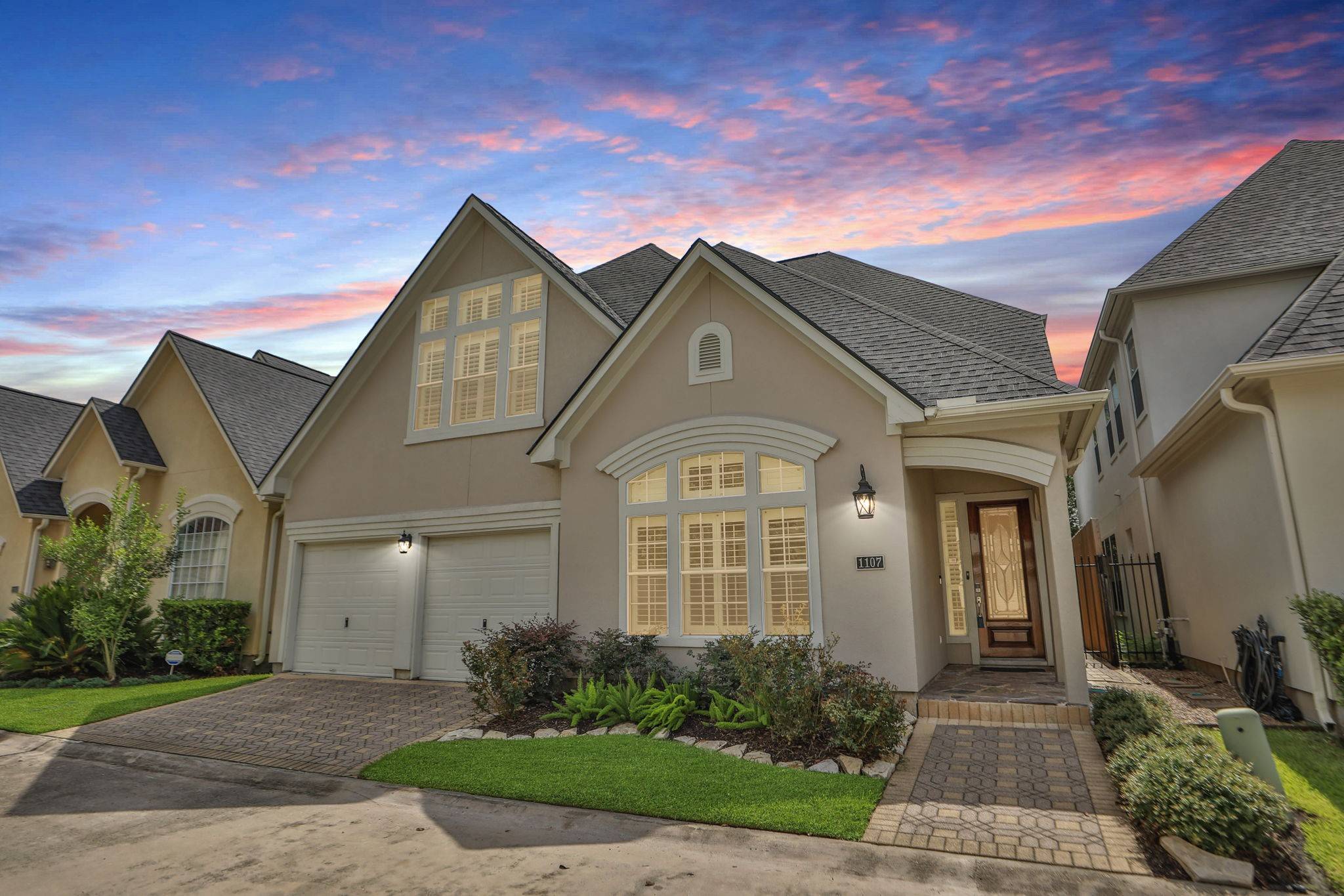 1107 Ridgecrossing LN, Houston, TX 77077