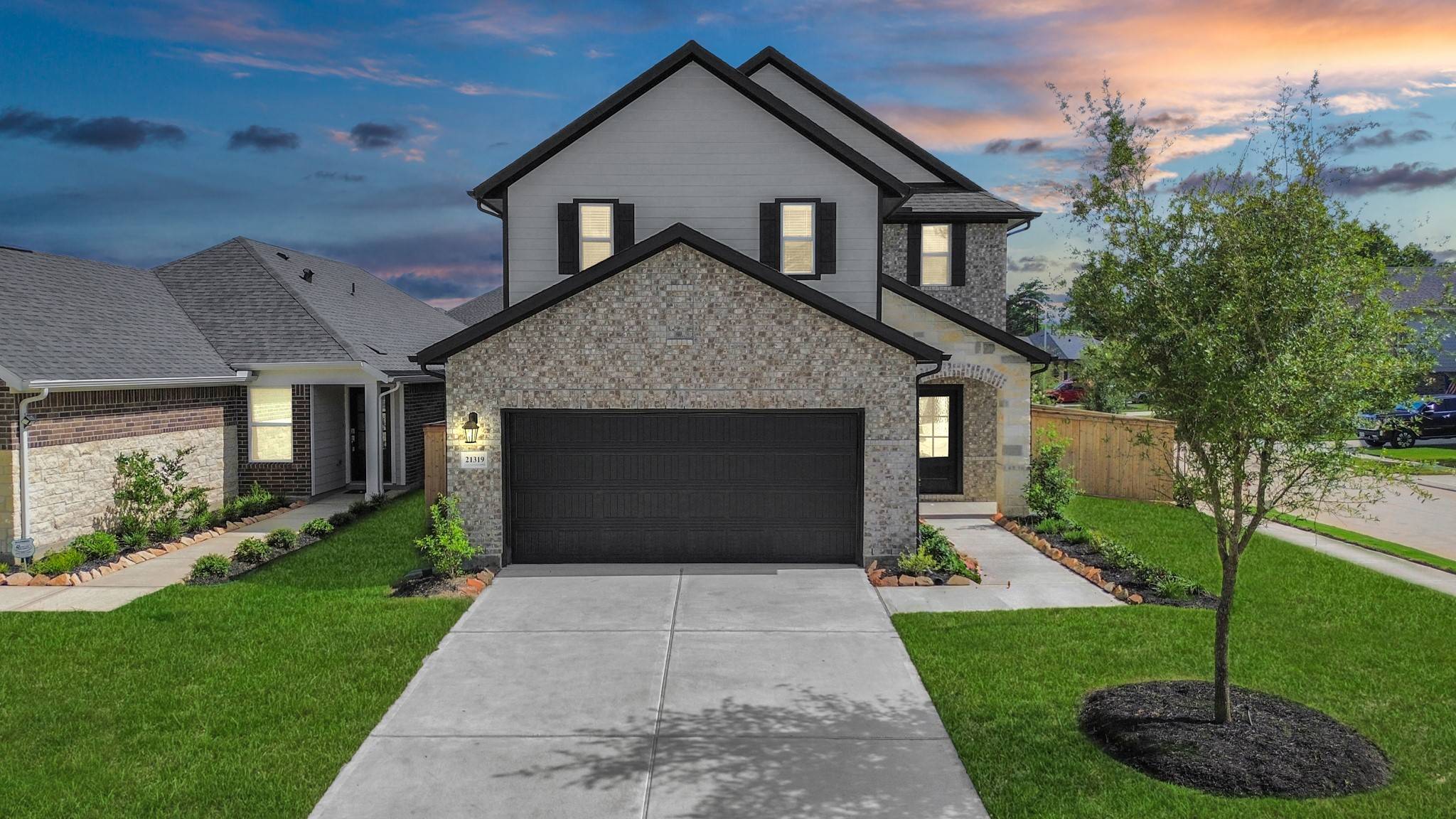 Tomball, TX 77377,21319 Catelonia Yew CT