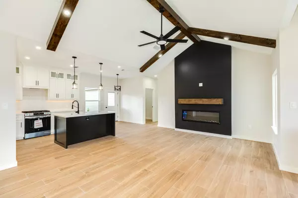 Clute, TX 77531,309 Highland Park