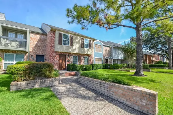 Houston, TX 77042,10264 Briar Forest DR