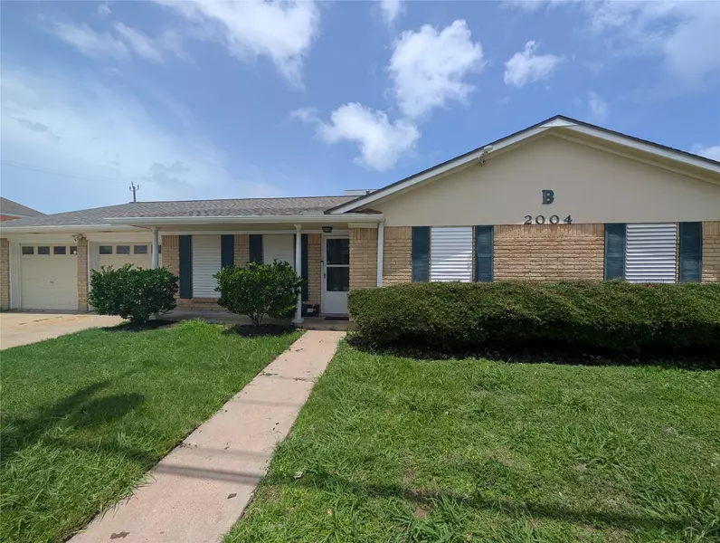 2004 24th ST, Galveston, TX 77550