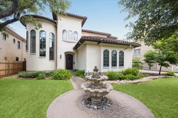 4916 Linden ST, Bellaire, TX 77401