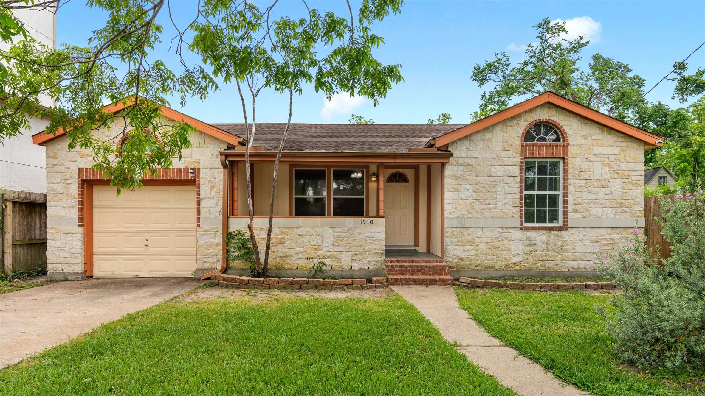 Houston, TX 77009,1510 Tarley ST