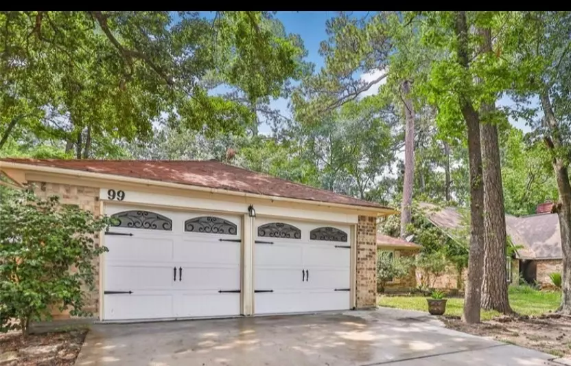 99 N Deerfoot CIR, The Woodlands, TX 77380