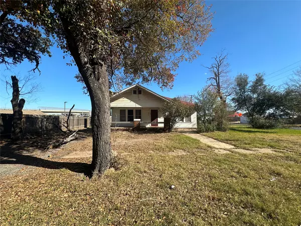 Hearne, TX 77859,907 S Magnolia ST