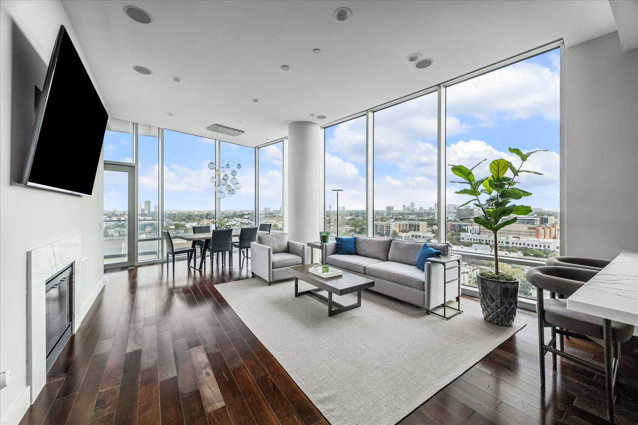 2727 Kirby DR #12C, Houston, TX 77098